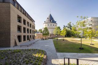 Wonen in One Broel is in alle opzichten bijzonder.Omringd door rust, groen, water en een uniek uitzicht, biedt dit exclusieve project een...