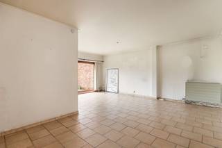 Dans une rue calme du centre de Hove, ce lotissement fermé avec jardin et garage intérieur offre de nombreuses possibilités à ceux qui...