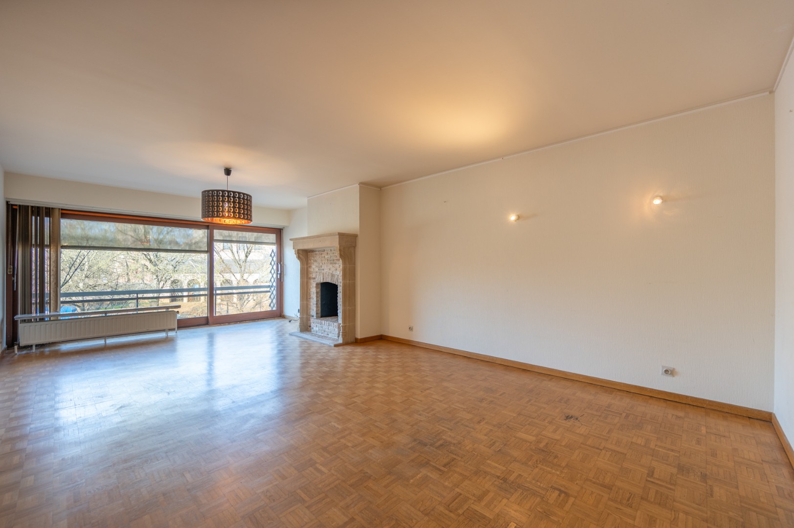 Charmant et spacieux appartement de 2 chambres dans un emplacement de choix à Knokke - photo 1