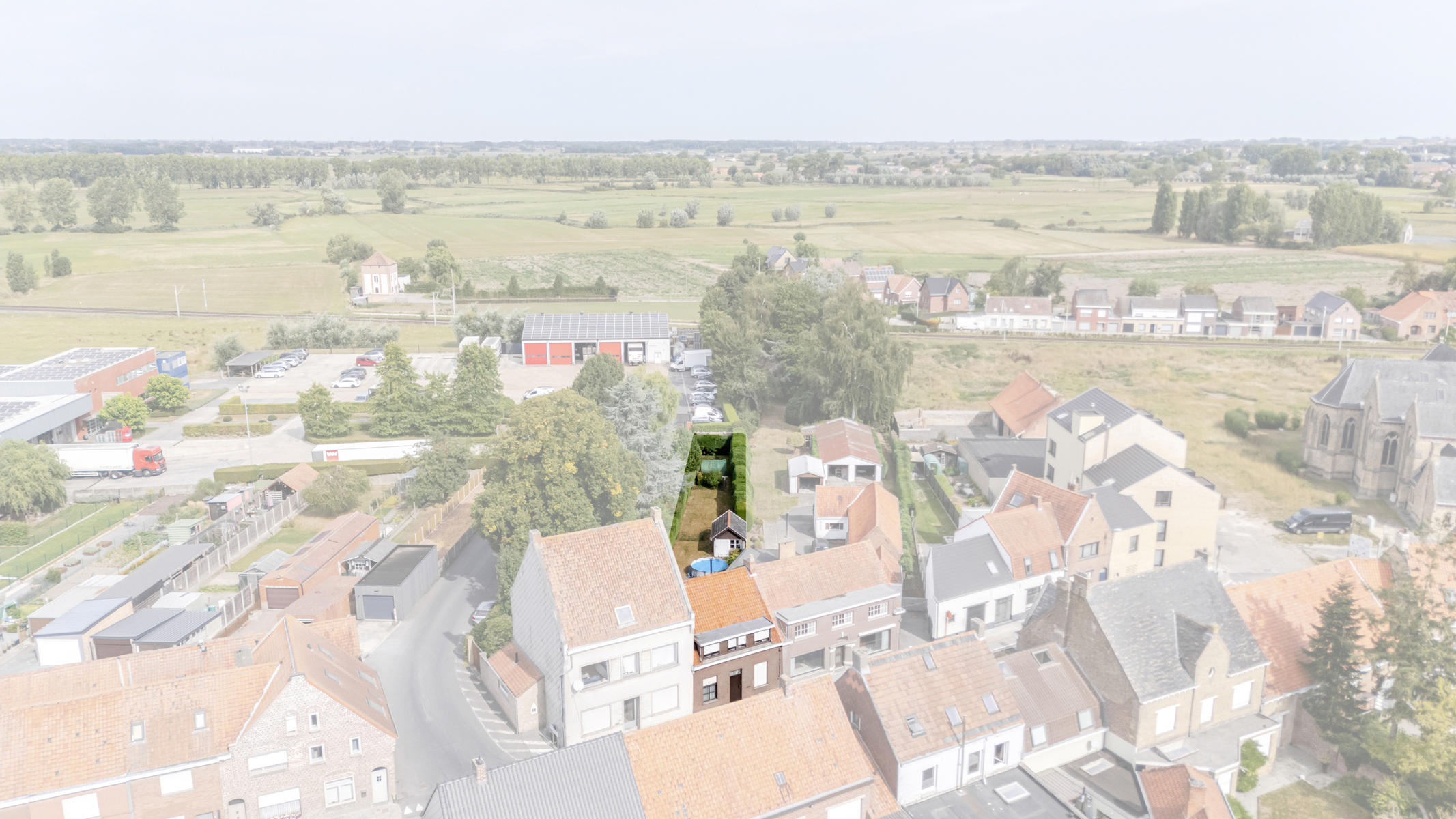 Charmante woning met tuin - foto 2