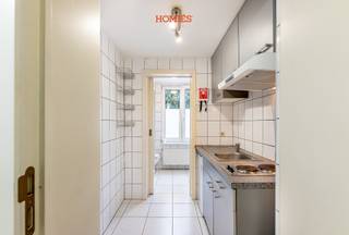 Dit gunstig gelegen appartement bevindt zich nabij het station van Leuven en op een boogscheut van het centrum. De lichtrijke flat omvat: een...