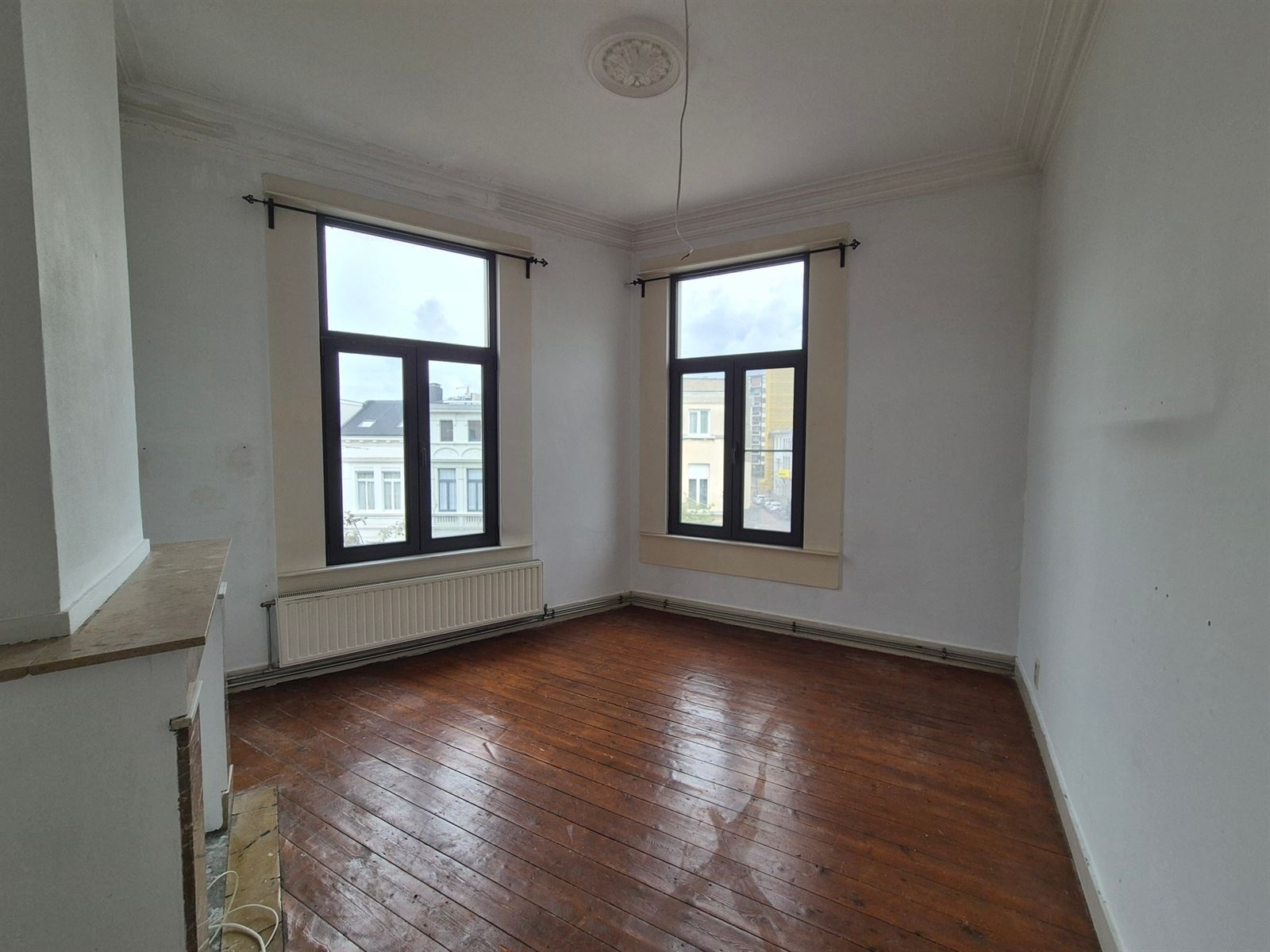 1-slpk Appartement aan de bruisende Dageraadplaats - foto 5