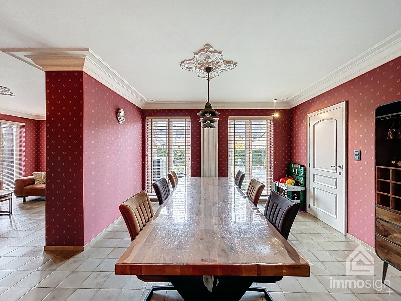 Karaktervol landhuis op 2318 m² in groene, rustige omgeving - foto 4