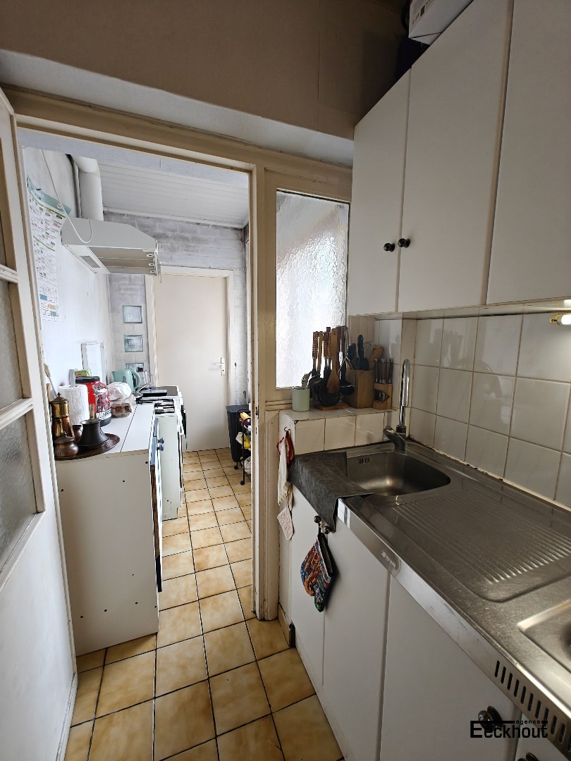 Opbrengsteigendom bestaande uit 3 appartementen en garage in Oostende! - foto 5