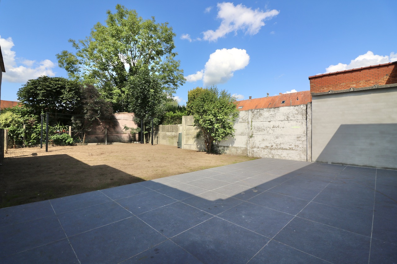 House for rent in Eeklo with 4 bedrooms - photo 4