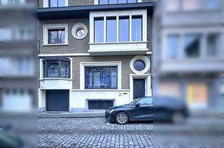 Practice spaces of various sizes for rent in Kortrijk, near the city center. Perfect for someone with a liberal profession! The practice rooms...