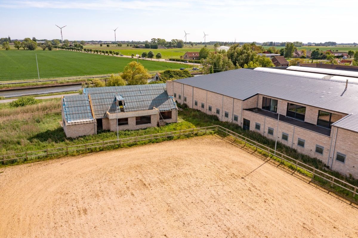 Hippisch complex te koop te Oudenburg dicht bij de kust - photo 4