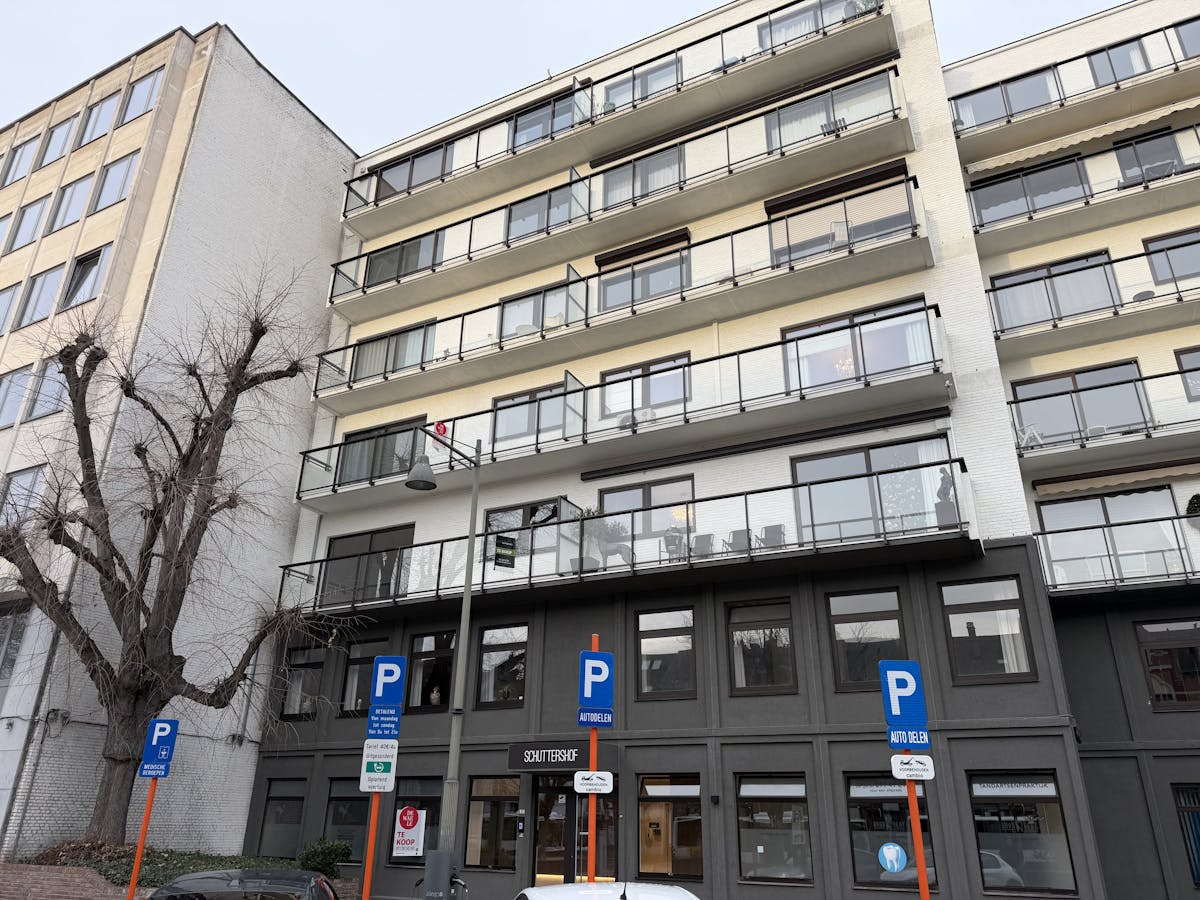 Appartement à louer dans le centre-ville de Hasselt avec 3 chambres - photo 1