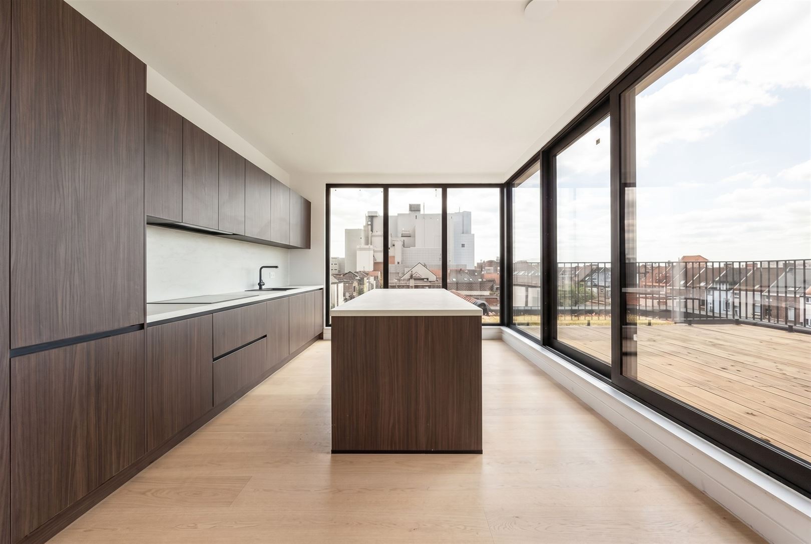 Sfeervol penthouse met 3 slaapkamers - foto 2