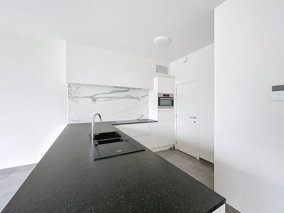 Appartement de 2 chambres à louer à Sint-Andries - photo 5