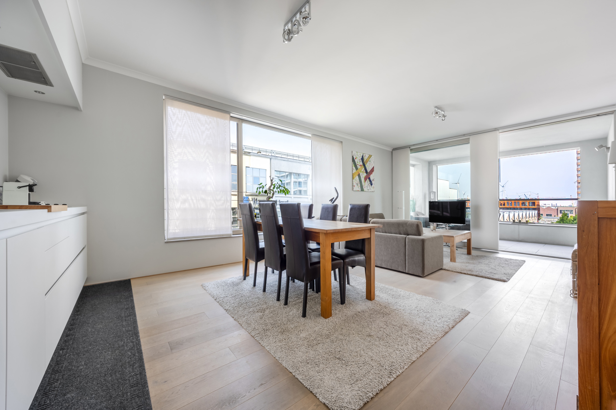Apartment for sale in Antwerp with 2 bedrooms - photo 2