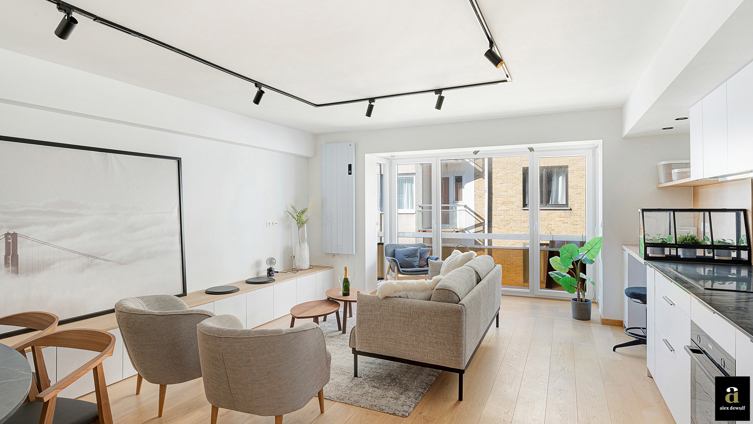 Gerenoveerd appartement met zijdelings zeezicht, gelegen in Duinbergen. - foto 2