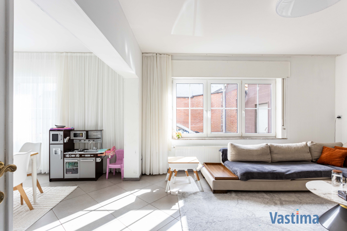 Rustige gelegen gezinswoning met tuin - foto 4