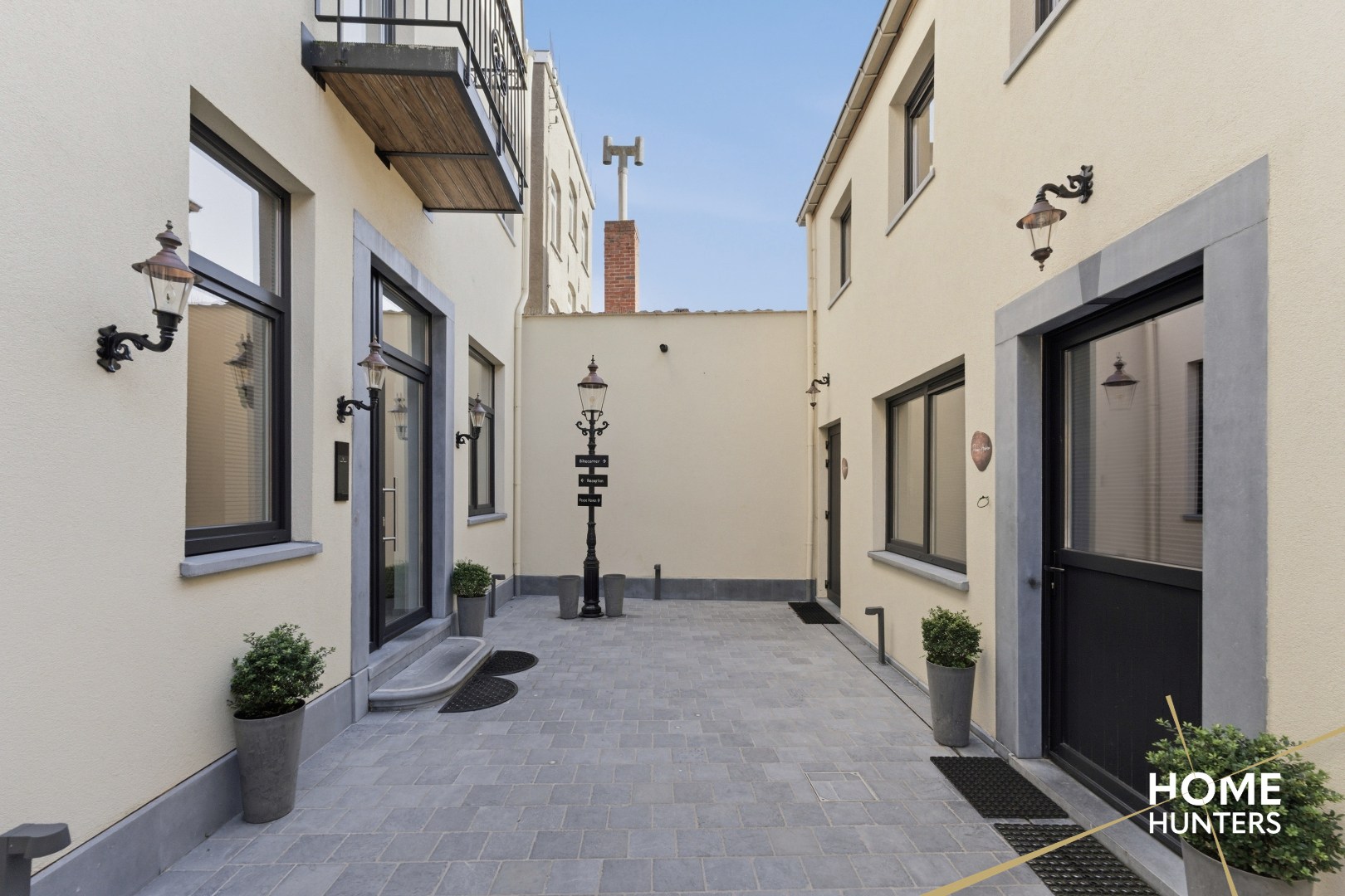 Topinvestering in vakantievastgoed – 6 volledig uitgeruste vakantie-appartementen in historisch centrum Ieper - foto 4