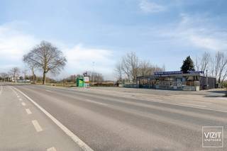 Frituur Uylenspiegel in Haaltert wordt volledig uitgerust overgelaten, met de overnamedatum in onderling overleg. De overname omvat het...