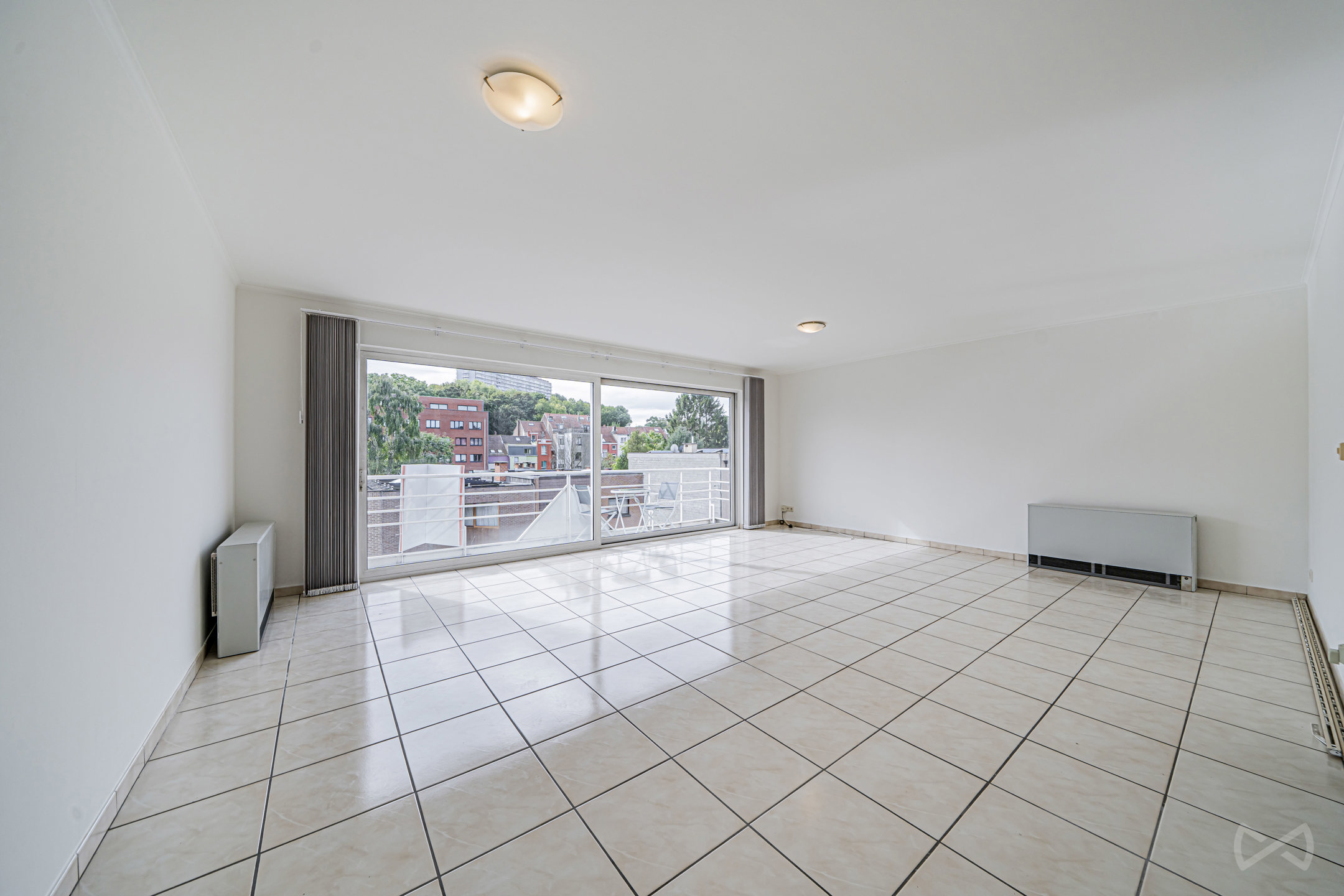 Apartment for sale in Molenbeek-Saint-Jean with 2 bedrooms - photo 1