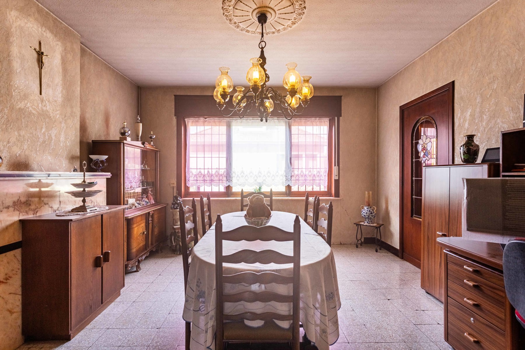 Te renoveren HOB, tuin, garage en uitbreidingsmogelijkheden - foto 4