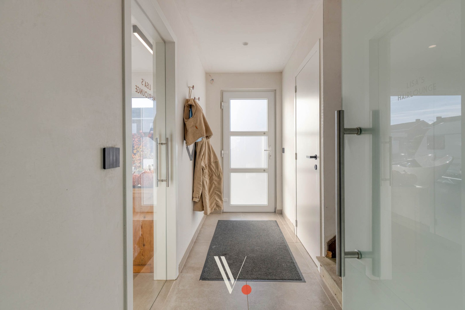 Gezellige INSTAPKLARE woning met 3 slaapkamers in een rustige buurt in Izegem - foto 3