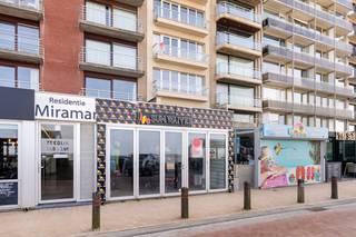 Kenmerken van het pand:* Oppervlakte: 153 m² bruikbare vloeroppervlakte.* Bouwjaar: 2006 (moderne constructie en afwerking).* Indeling:...