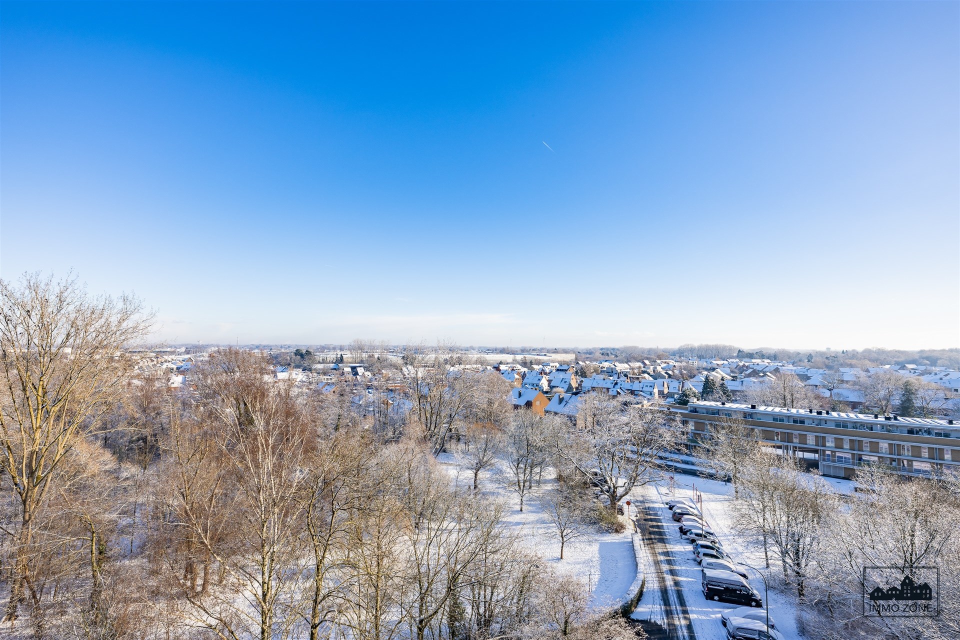 Ruim appartement met groot terras in Sint-Niklaas - foto 2