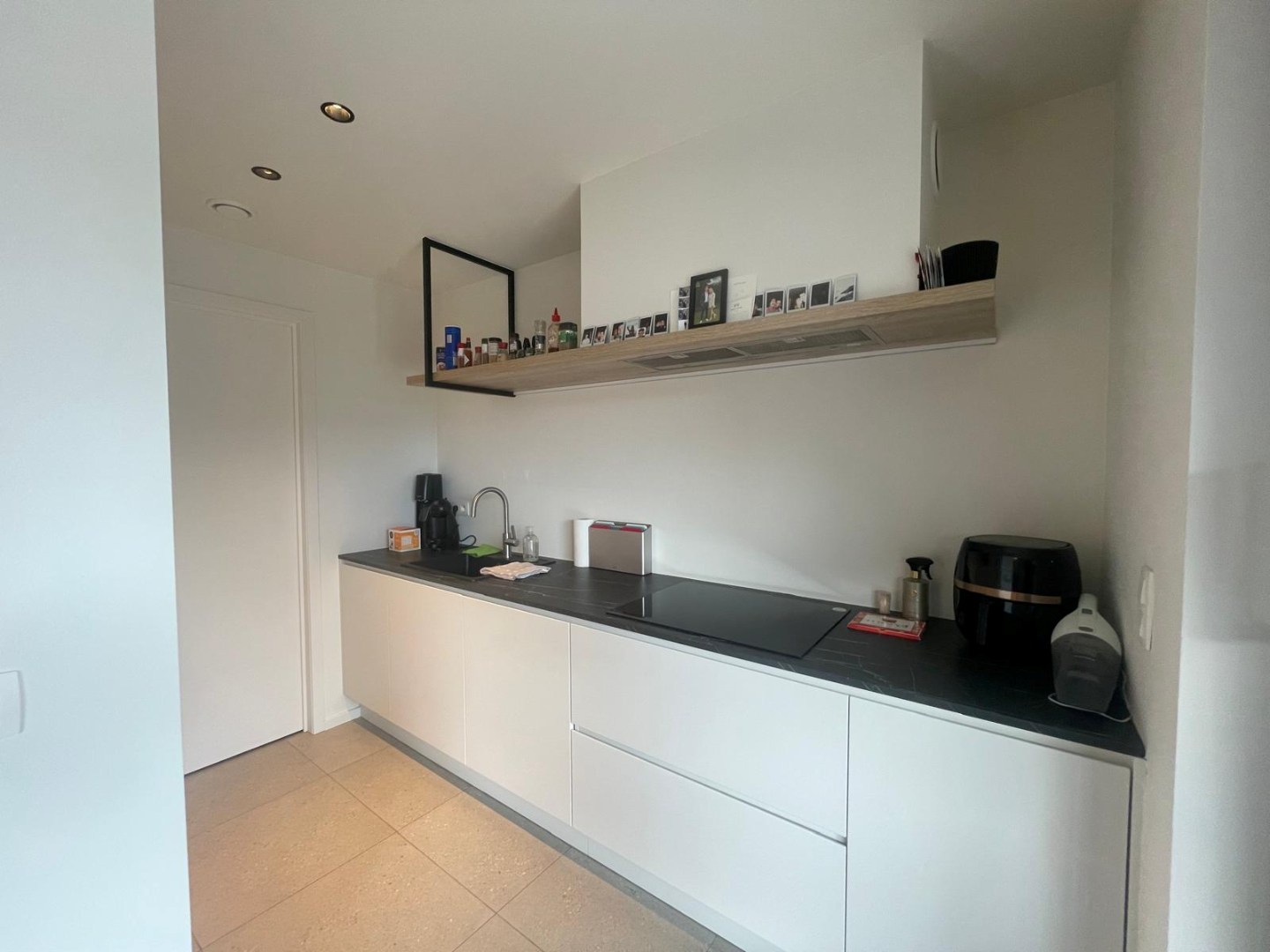 Ruim appartement met 2 slaapkamers nabij het centrum van Geel! - foto 4