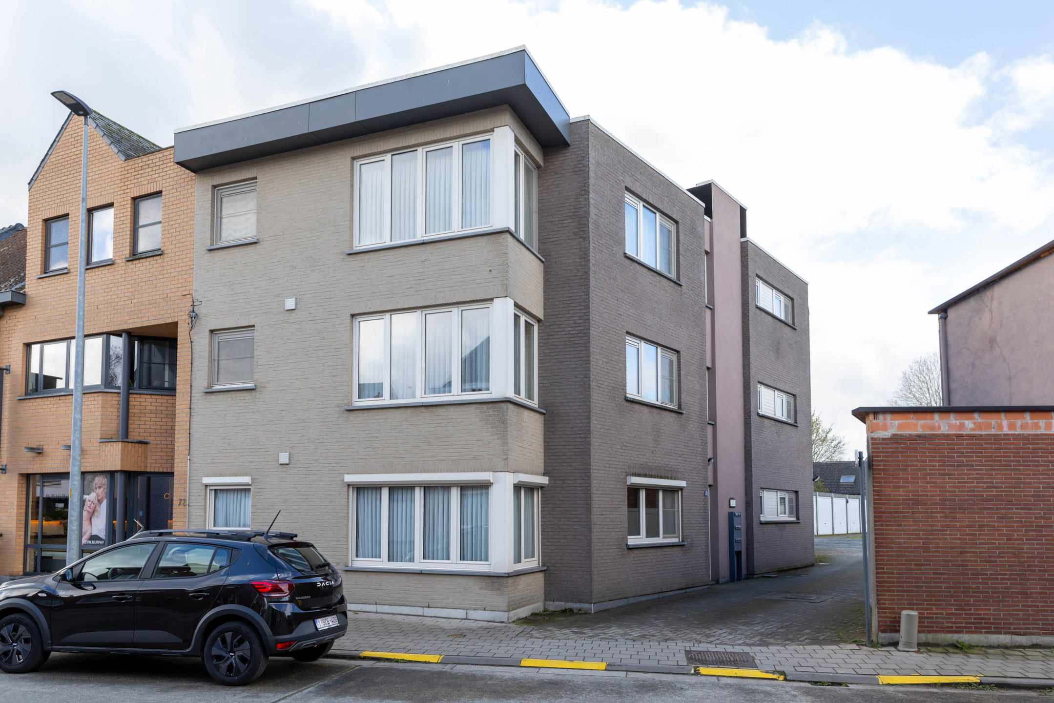 Apartment for sale in Willebroek with 3 bedrooms - photo 1