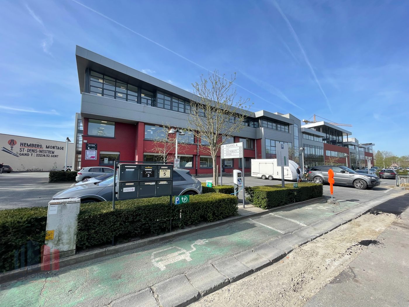 621 m² stijlvolle kantoren naast de E40 Sint-Denijs-Westrem - foto 5