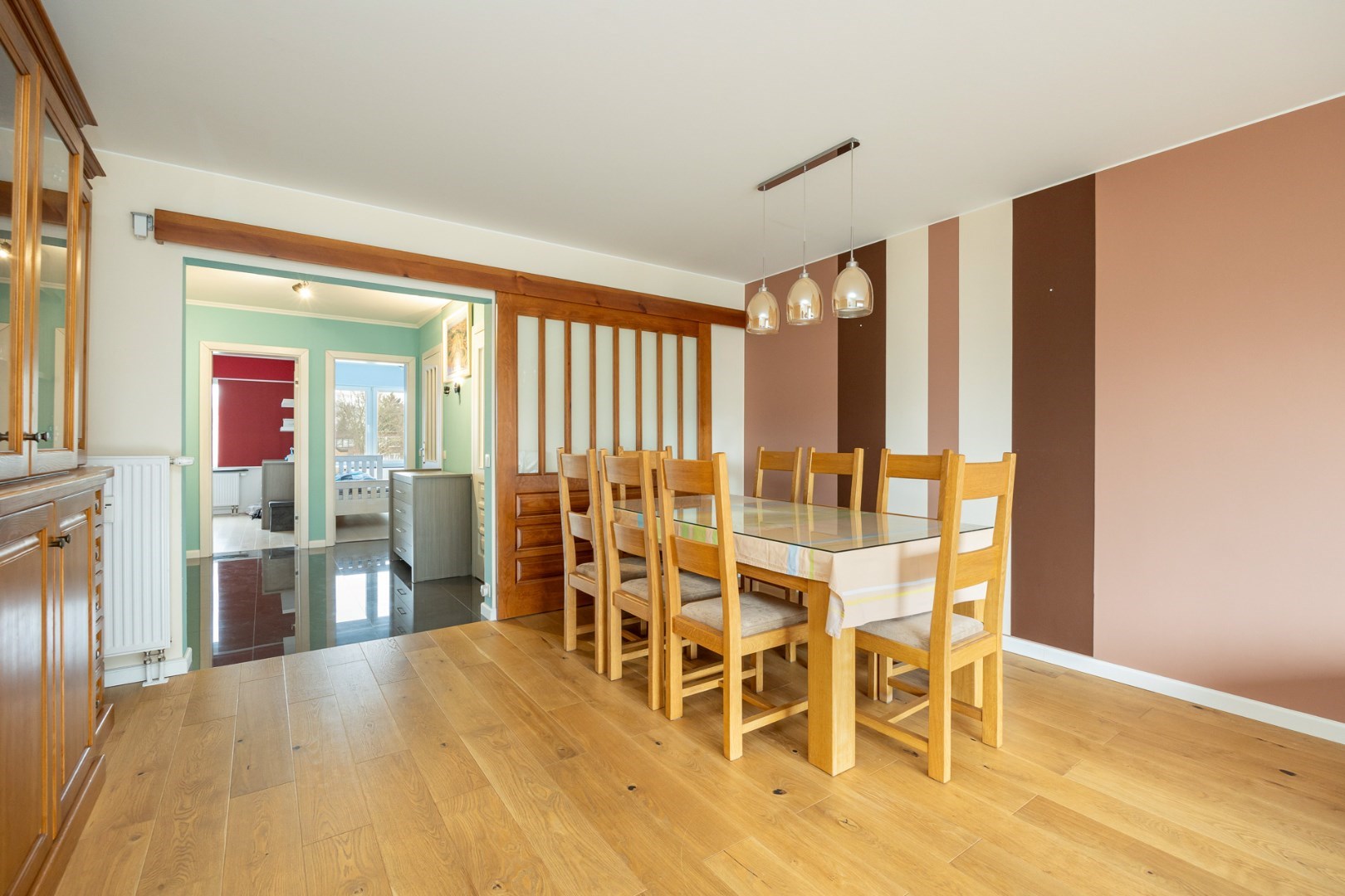 Modern appartement met twee slaapkamers en terras te Deurne! - foto 3