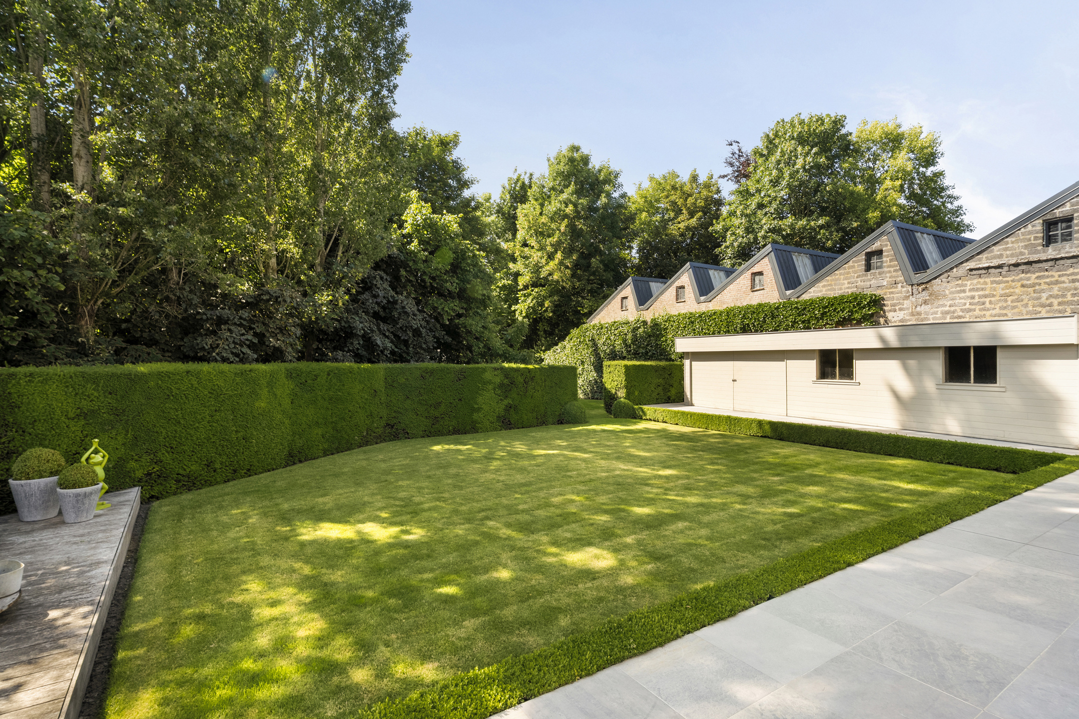 Goedgelegen HANDELSPAND met ruime WOONST, 5 SLK en TUIN - foto 2