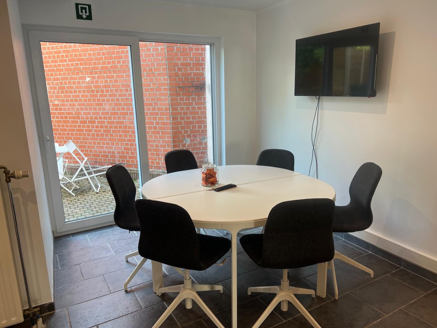 Commercial for rent in Ghent - photo 3