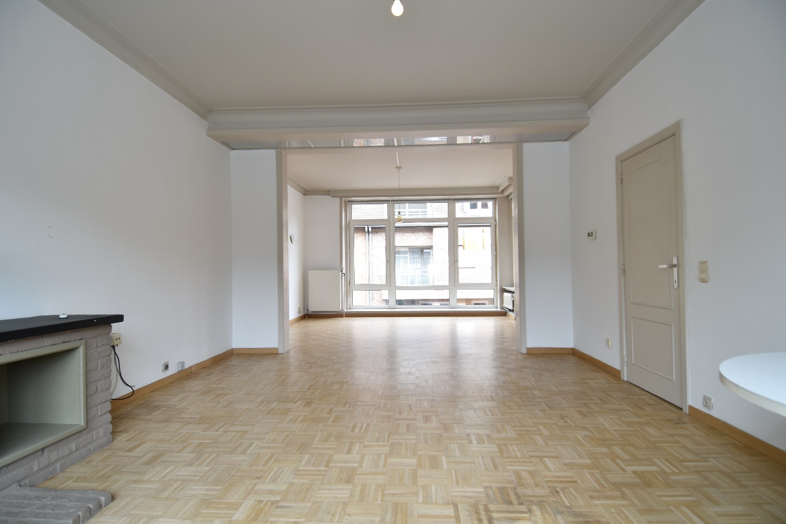 Ruim 3-slaapkamerappartement met zicht op de kerk te koop centrum Bellegem - foto 5