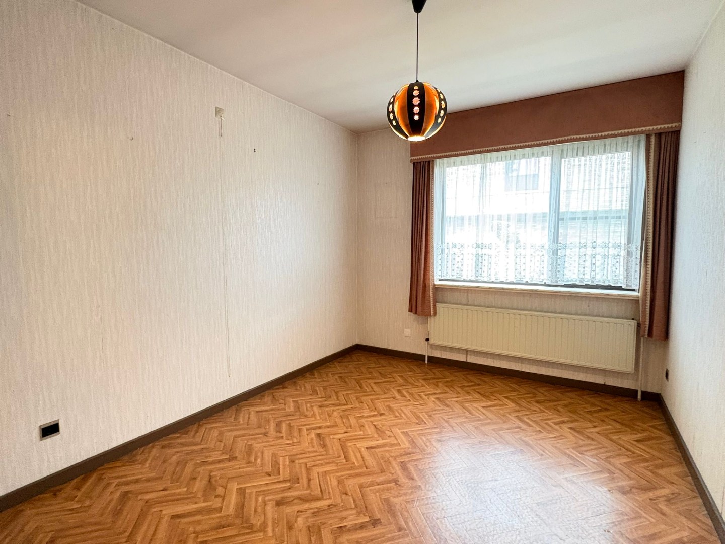 Open bebouwing met 3 slaapkamers op riant perceel - foto 5