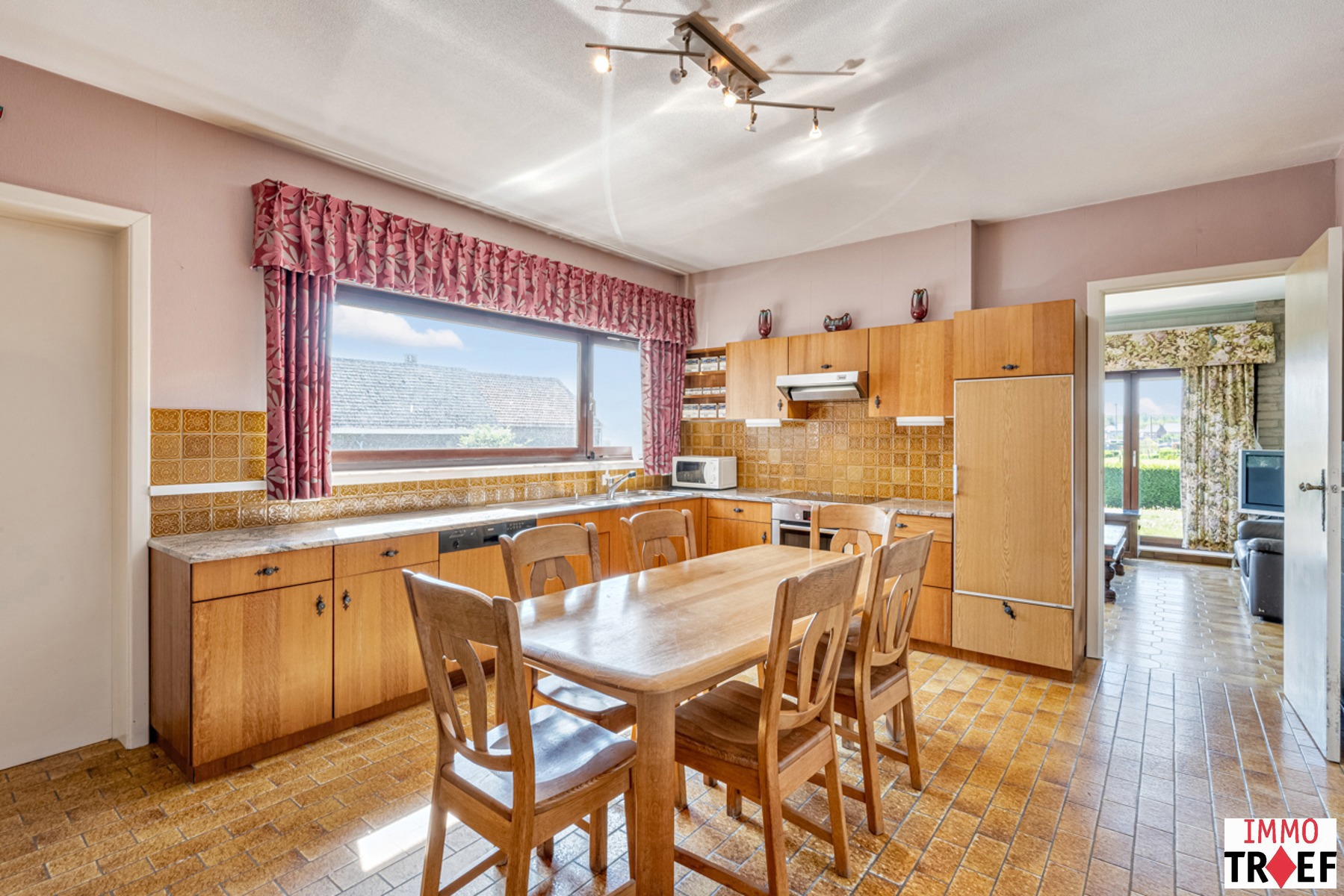 Stijlvolle villa op een perceel van 23a55 uniek gelegen  - foto 4