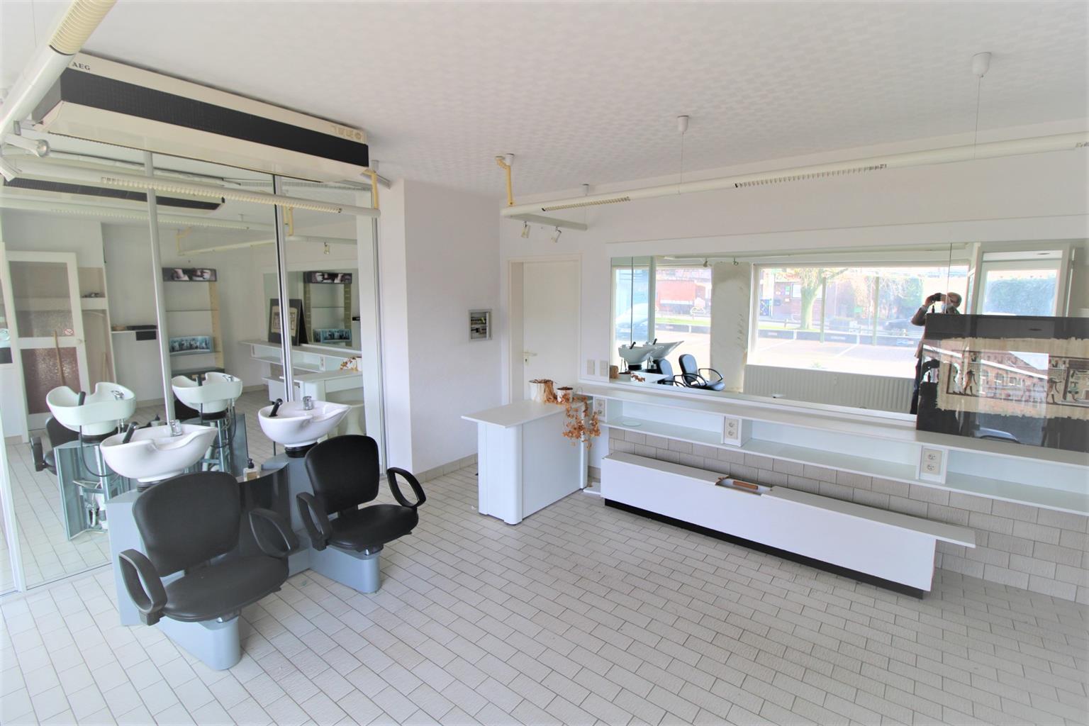 Commercial à vendre à Asse - photo 4