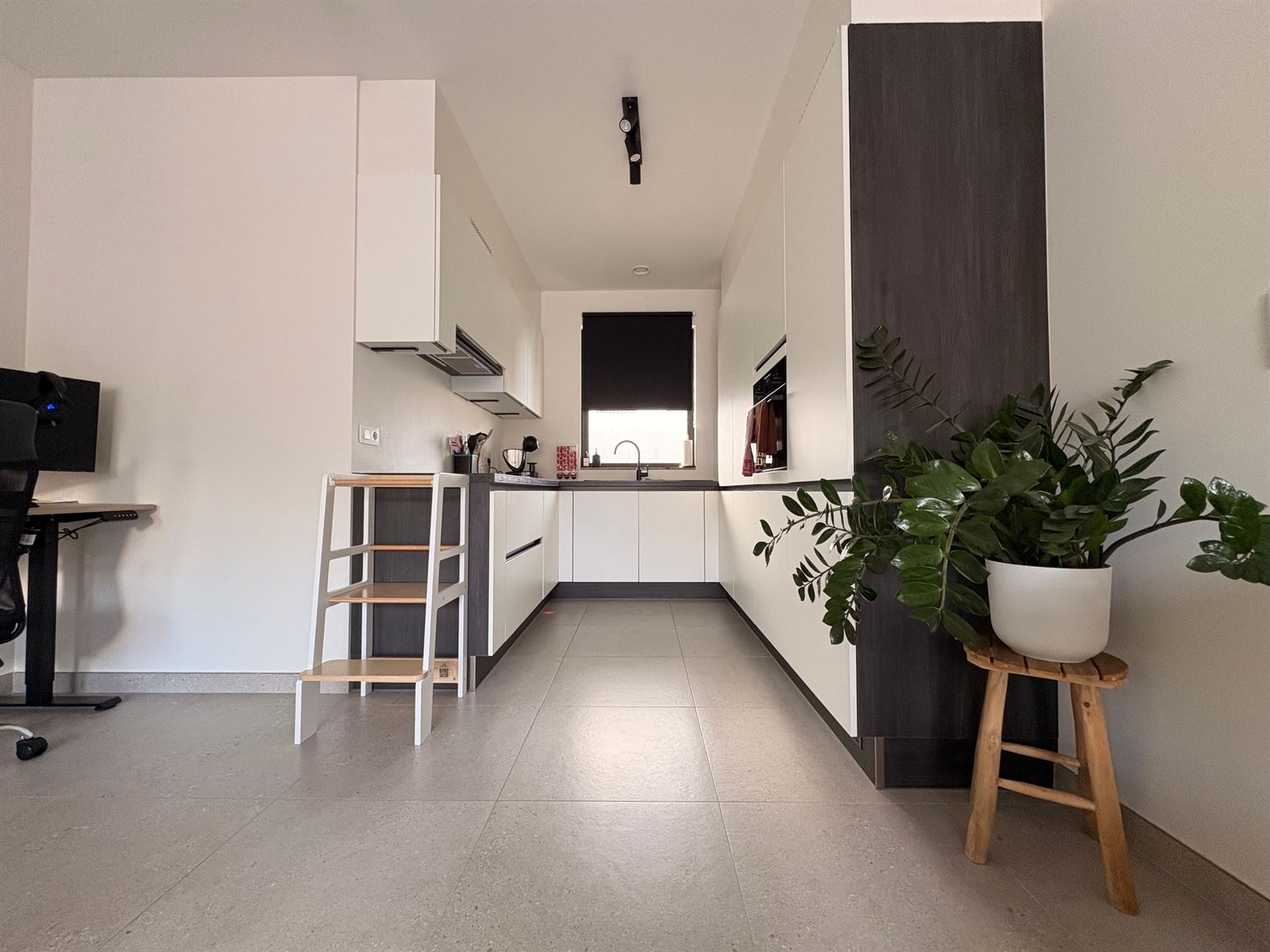 Nieuwbouw duplex-appartement met groot terras, autostaanplaats en fietsenstalplaats - foto 4