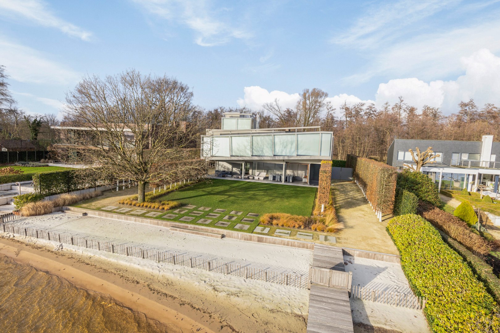 Uniek eigendom aan het exclusieve privé meer Miramar te Mol / Dessel. - foto 2