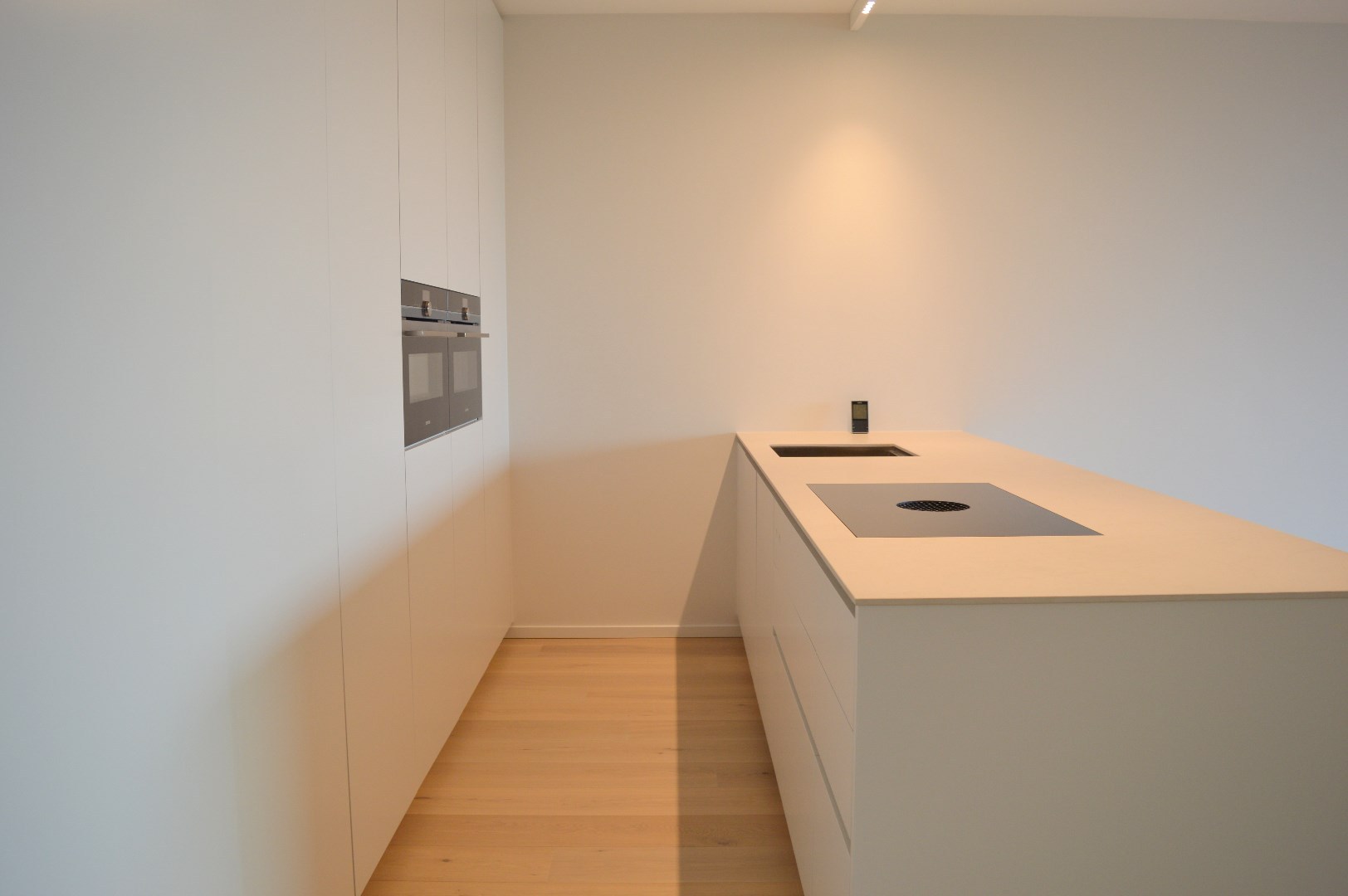 Luxe appartement in het hartje van Kortrijk aan Leie en Broeltorens - foto 5