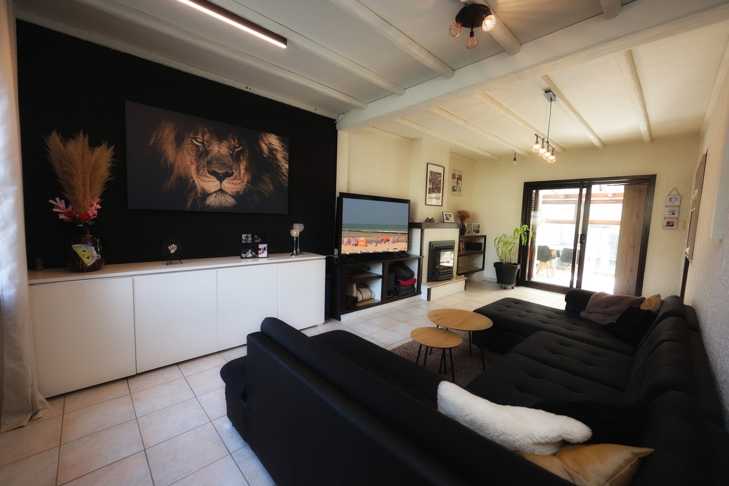 Instapklare rijwoning met 4 slaapkamers en tuin te Bredene ! - foto 5