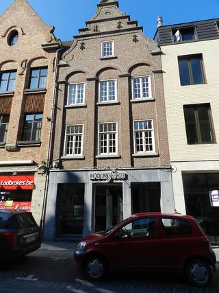 Appartement te huur in centrum IeperGezellig 1-slaapkamerappartement te huur in het hart van Ieper. Het appartement beschikt over een lichtrijke...