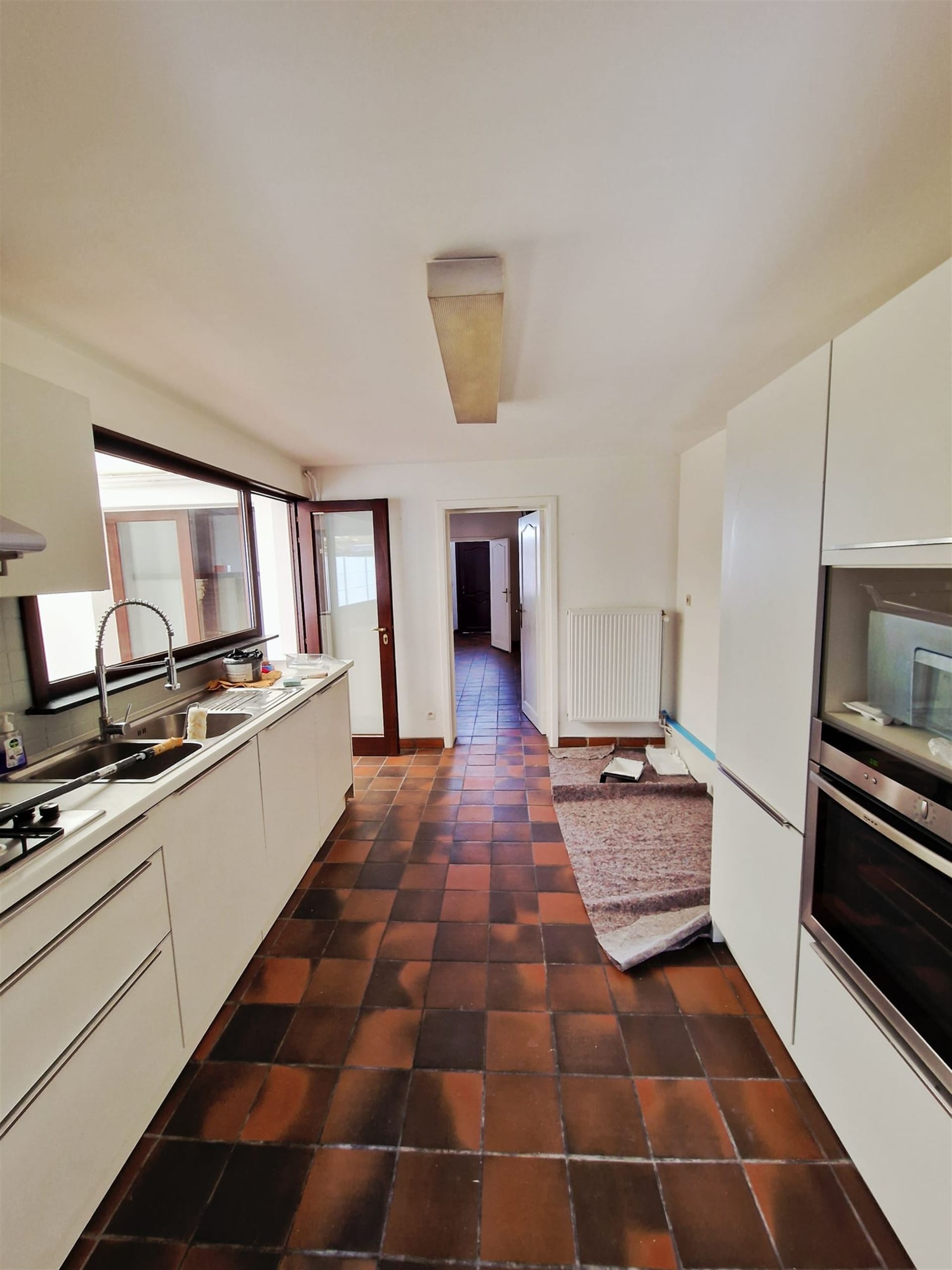 GOED GELEGEN KNUSSE WONING MET TUIN - foto 5