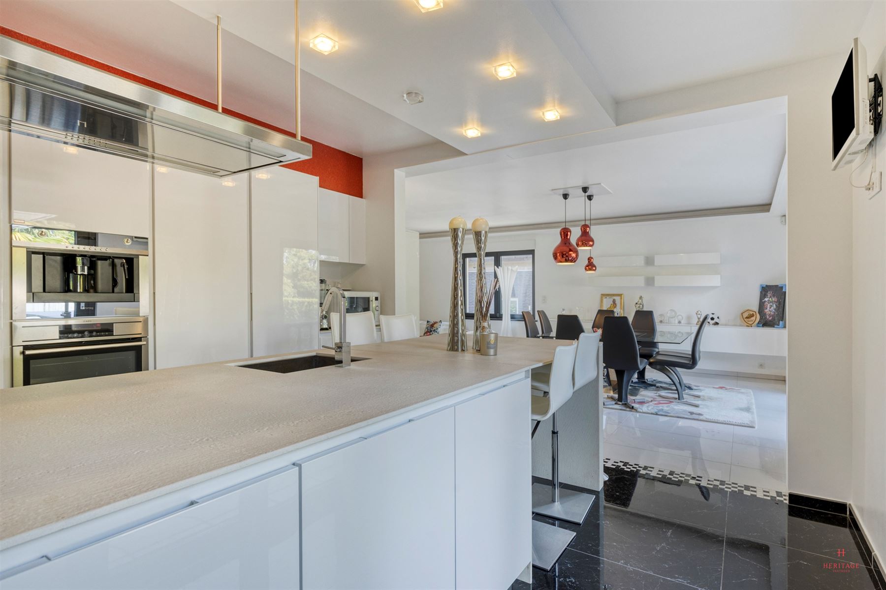 Ruime, instapklare villa met zwembad te Dilbeek - foto 4