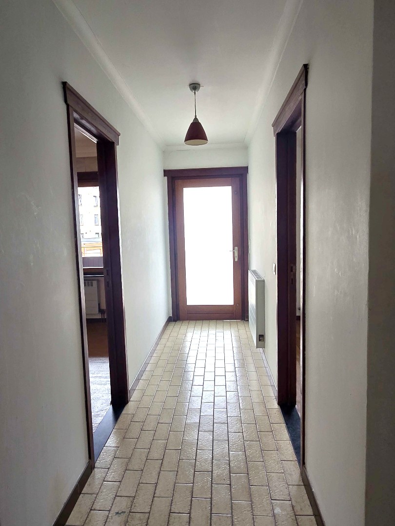 Apartment for sale in Sint-Niklaas with 2 bedrooms - photo 3