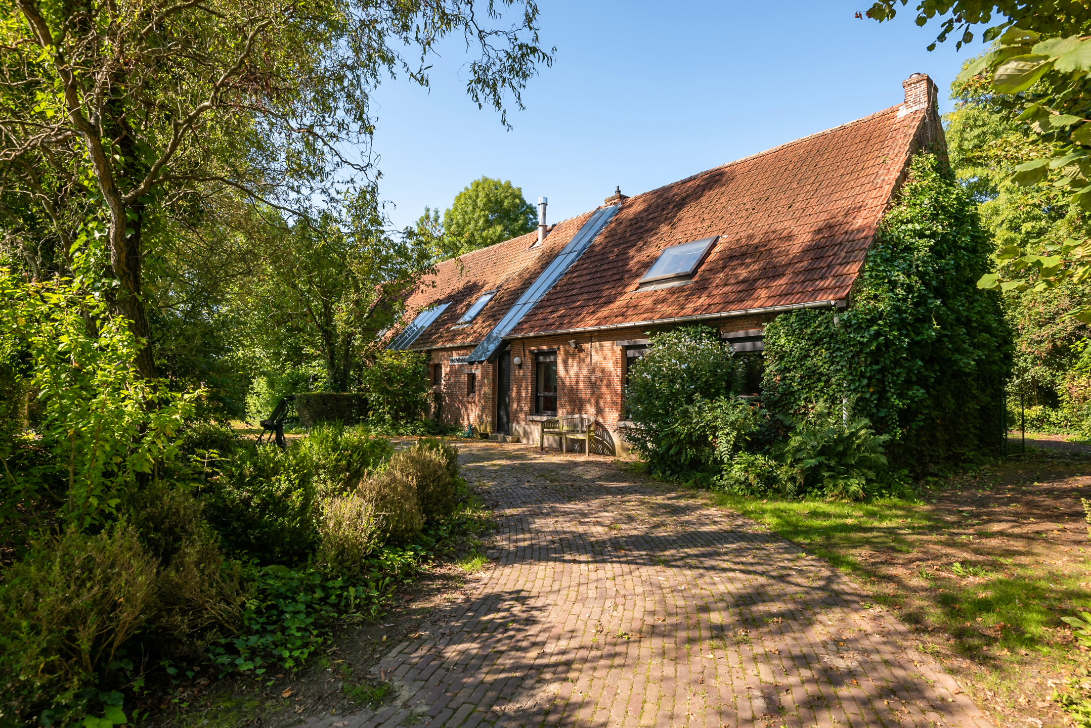 House for sale in Kontich with 5 bedrooms - photo 1