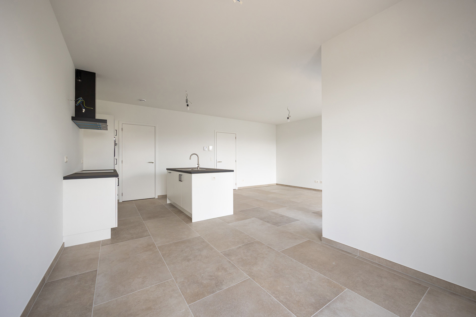 Prachtig nieuwbouwappartement op de 3de verdieping met ondergrondse autostaanplaats en berging. - foto 5