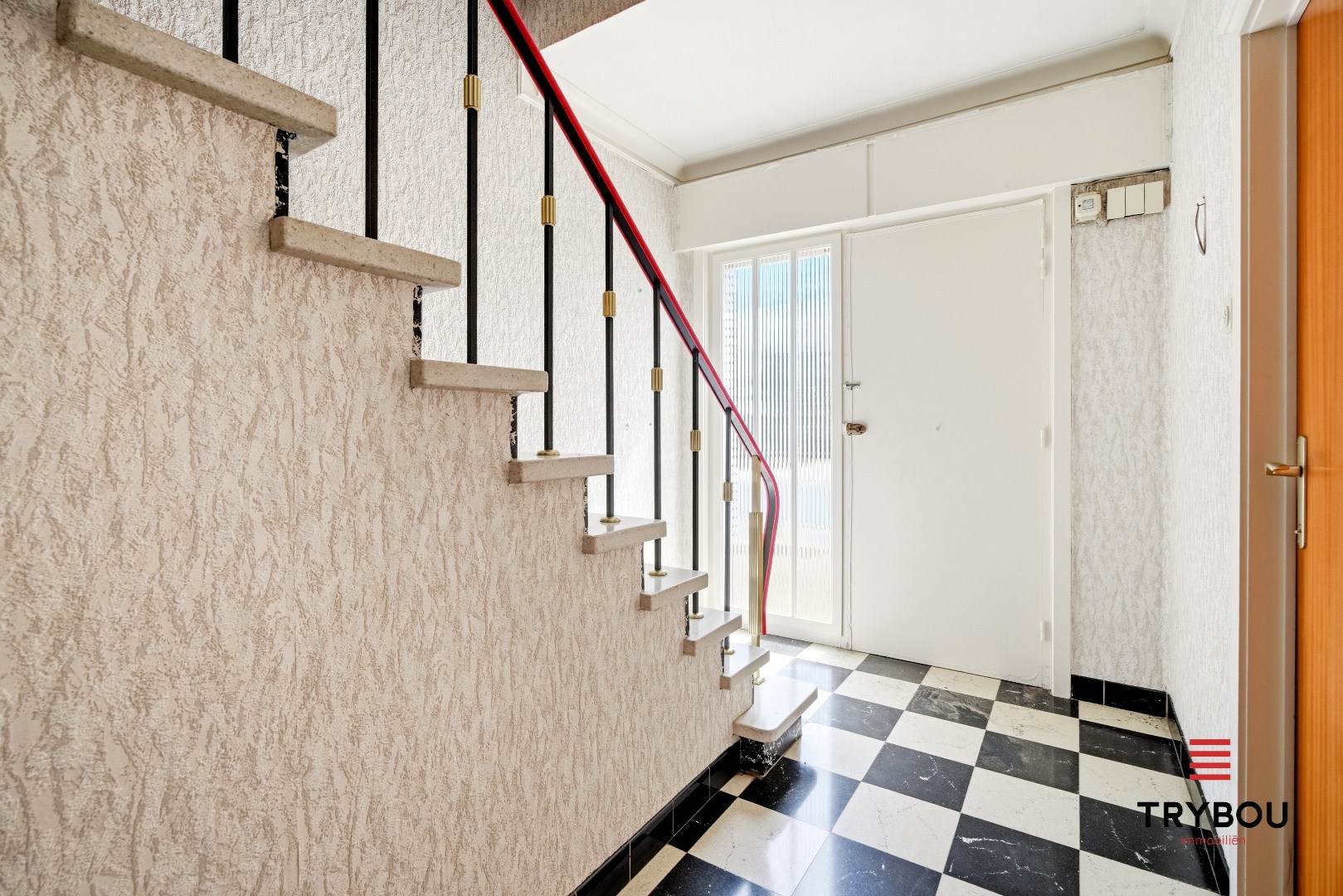 Open bebouwing met 3 slaapkamers, garage en noordoostgerichte tuin in Houthulst! - foto 3