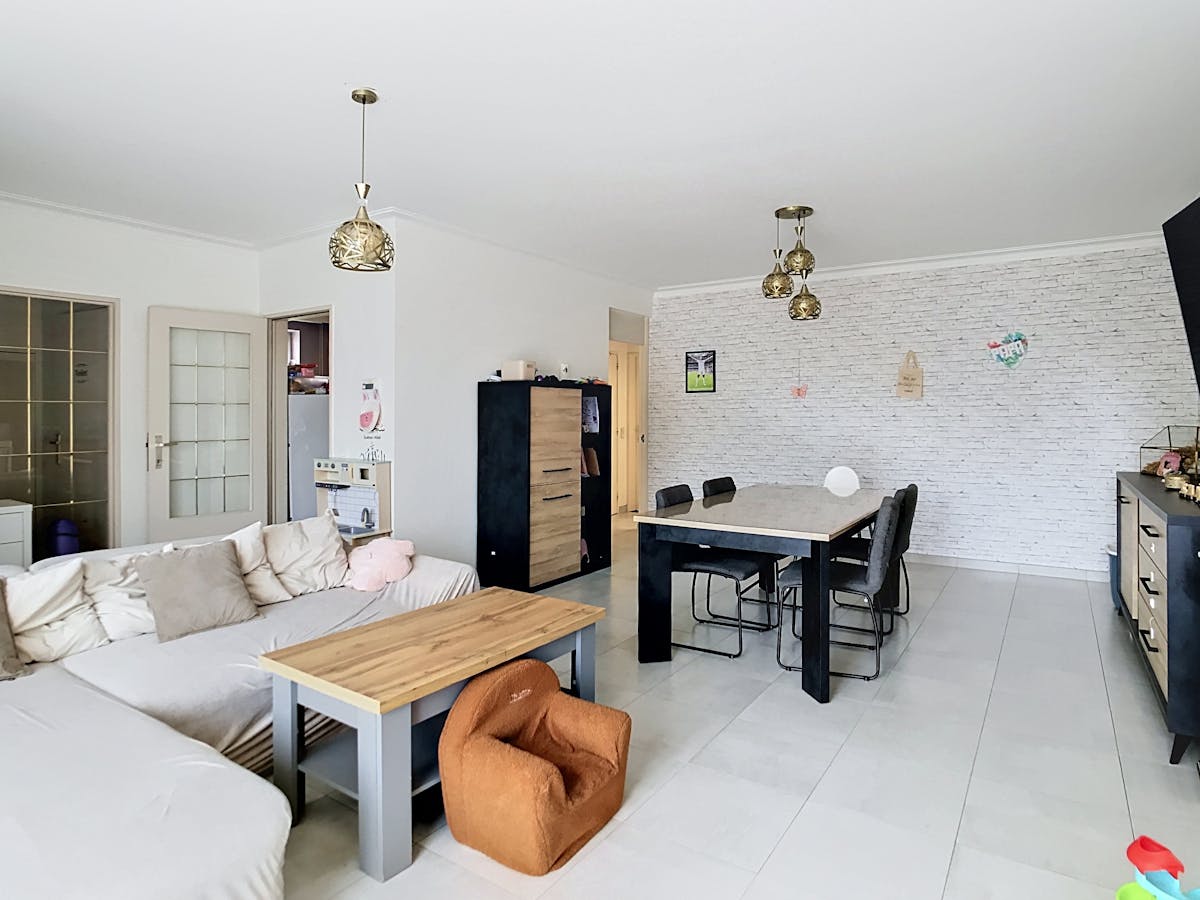 Spacieux appartement situé dans le centre de Beveren - photo 4