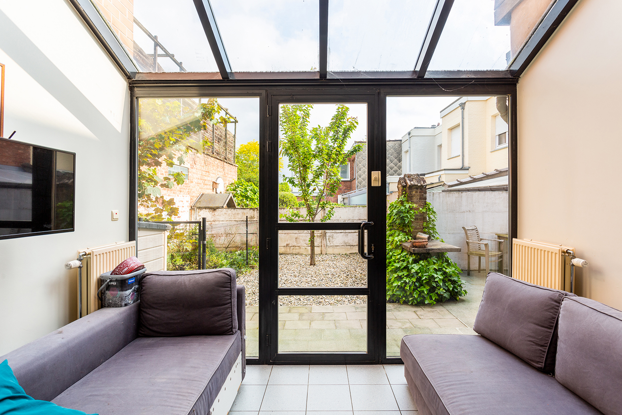 Ruim handelsgelijkvloers op toplocatie te Hove centrum - foto 4