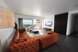 This exclusive apartment is truly one of a kind. With a living area of no less than 148 m², four spacious bedrooms, three full bathrooms, and...