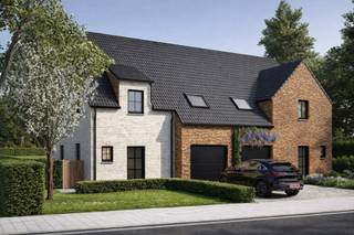 <p>Dit stijlvolle nieuwbouwproject omvat twee halfopen bebouwingen in het rustige en idyllische Bottelare. <br />De woningen combineren een moderne architectuur met een warme uitstraling en zijn ontworpen met oog voor comfort, licht en functionaliteit.<br />Dankzij de grote raampartijen geniet u in elke ruimte van een overvloed aan natuurlijk licht én connectie met de tuin.<br /><br />INDELING:<br />Inkomhal, gastentoilet met lavabo, lichtrijke leefruimte met open keuken, praktische berging, 3 slaapkamers (waarvan 2 met zuidgericht terras), en een badkamer uitgerust met ligbad en inloopdouche. <br />De zolderverdieping biedt de mogelijkheid om extra kamer(s) en een tweede badkamer/dressing te creëren.<br /><br />U heeft bovendien de vrijheid om de keuken en badkamer volledig naar eigen smaak in te richten, met een ruim budget van €20.000 en €7.000.<br /><br />Deze woning wordt gebouwd volgens de huidige, strenge energienormen en is uitgerust met onder andere zonnepanelen, een warmtepomp, hoogrendement dubbel glas en kwalitatieve vloer-, spouw- en dakisolatie.<br /><br />Aankoop aan 6% btw mogelijk op de constructie indien u aan de voorwaarden voldoet.<br /><br />Verkooprijs grond: 249.744 EUR.<br />Verkoopprijs constructie: 315.000 EUR.<br />Exclusief registratiekosten en btw.<br /><br />De vermelde oppervlakten zijn louter informatief en niet gebonden.<br /><br />Wenst u meer info, de plannen en het lastenboek, bel Marianne: 0478 38 12 88 of mail naar marianne@cornelis-goeman.be</p>