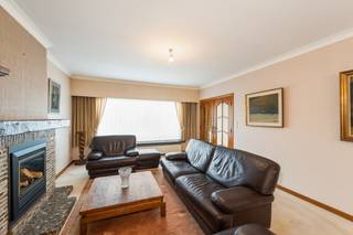 [[ DIT PAND NEEMT DEEL AAN DE ERA OPEN HUIZEN DAG OP 14/3 VAN 9:30 TOT 10:30 ]] Ligging &amp; omgevingIn een rustige en residentiële omgeving in...